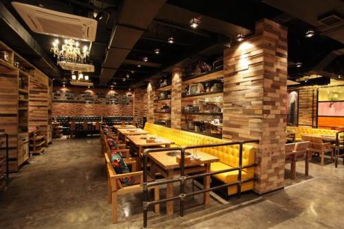 150㎡火鍋店，考慮復(fù)古風(fēng)